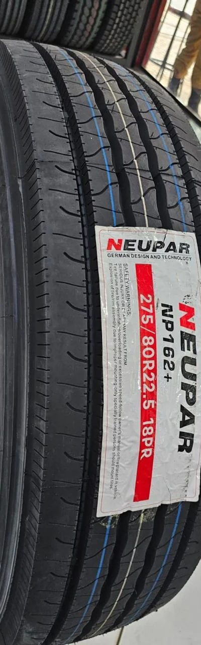 Pneu Neupar NP162+ 275/80R22.5 Liso 275/80R22.5 novo para caminhão — RG Pneus Barretos
