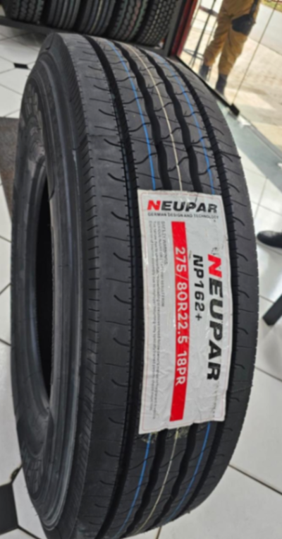 Pneu Neupar NP162+ 275/80R22.5 Liso 275/80R22.5 novo para caminhão — RG Pneus Barretos