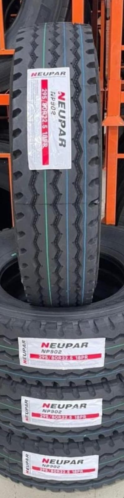 Pneu Neupar NP902 295/80 R22.5 Borrachudo 295/80 R22.5 novo para caminhão — RG Pneus Barretos